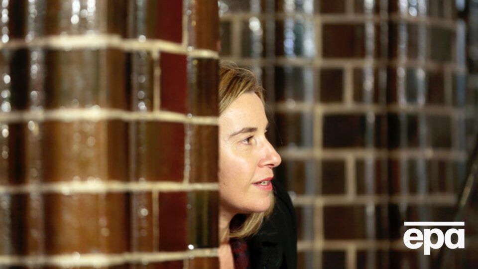 Могерини: Социальные сети стали важным фактором в расширении "арабской весны", но они же являются инструментом ИГИЛ для распространения идей ненависти и насилия