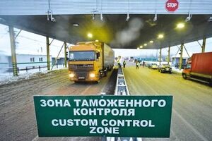 Прокуратура расследует злоупотребления на одесской таможне