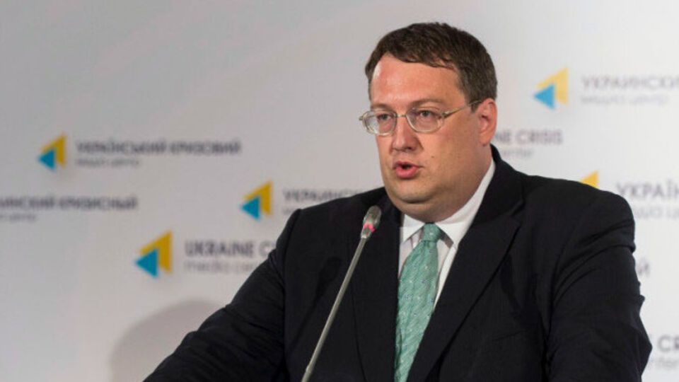 Геращенко озвучил информацию о проблемах Калашникова