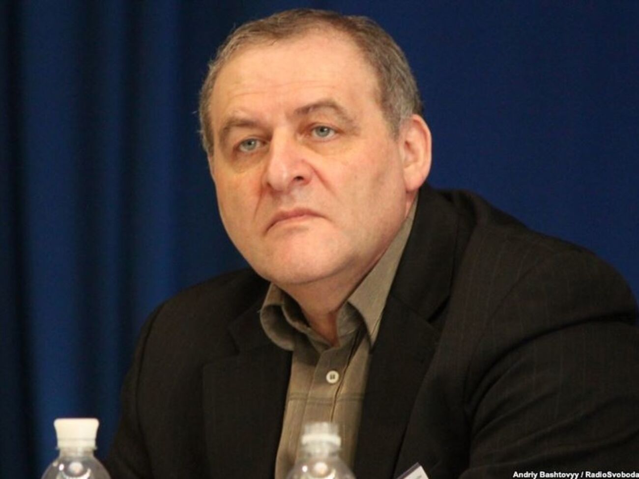 Захаров считает, что политиков и чиновников, связанных с бывшей властью, могут устранять как нежелательных свидетелей