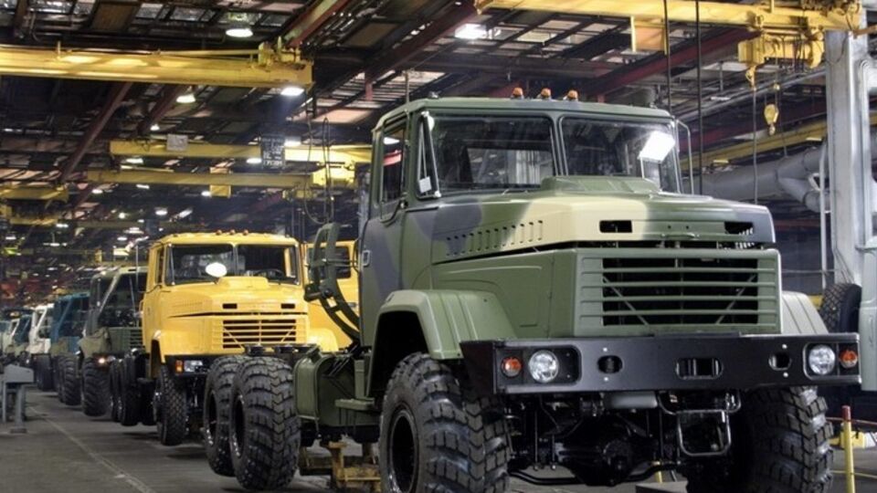 "КрАЗ" больше не работает с поставщиками из России