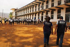 В Африке люди продолжают заболевать вирусом Эбола