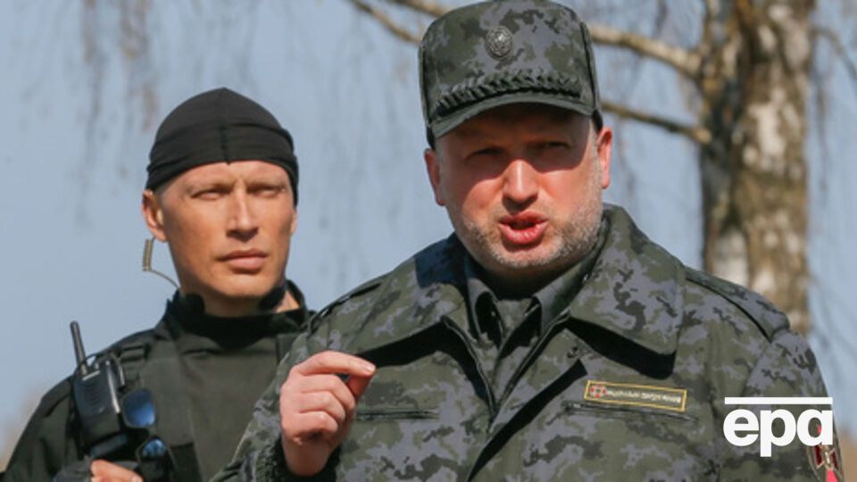 Турчинов: Украина должна быть готова отразить любую агрессию России