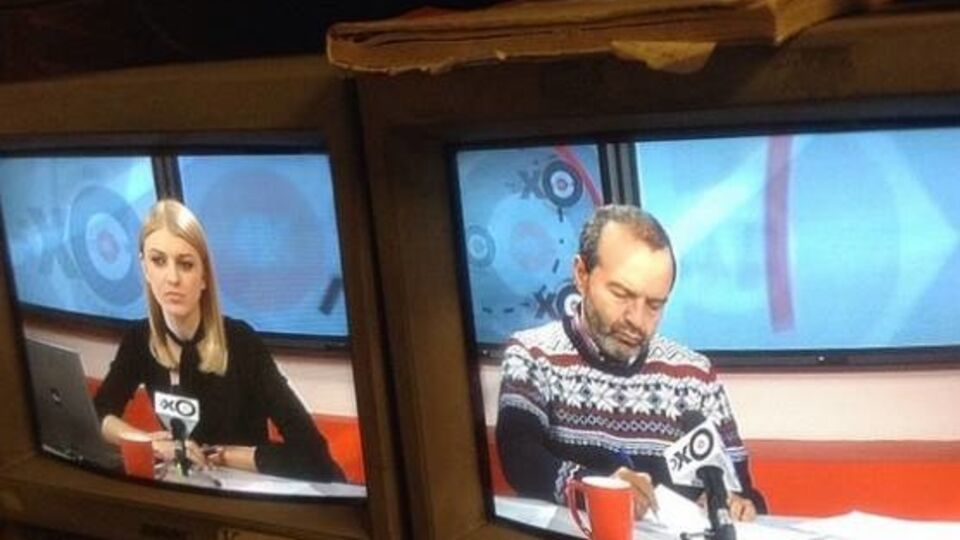 Ведущая радиостанции "Эхо Москвы" считает, что в России живут всего 8 млн человек. Видео