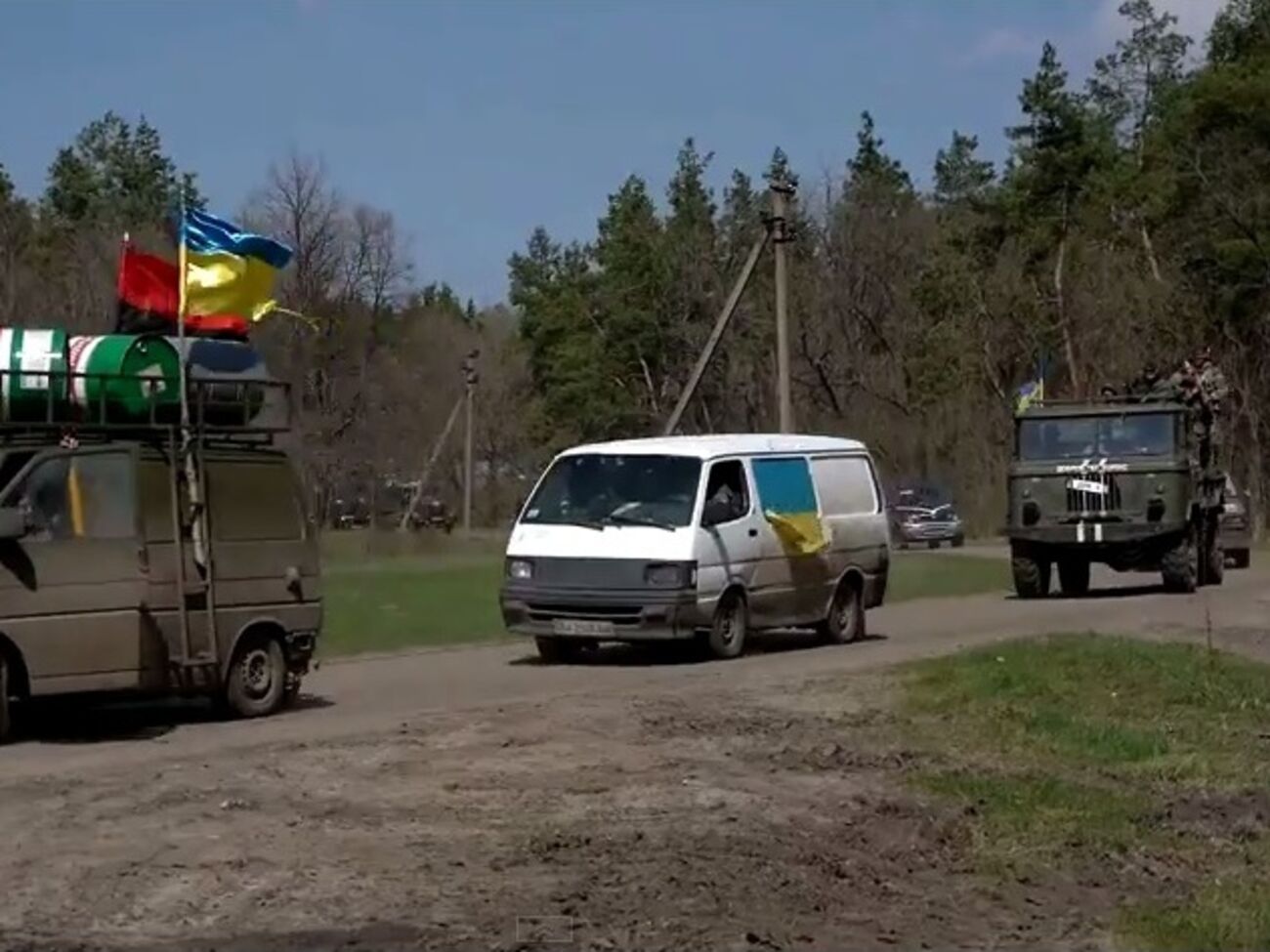 "Правый сектор" покидает Пески. Видео
