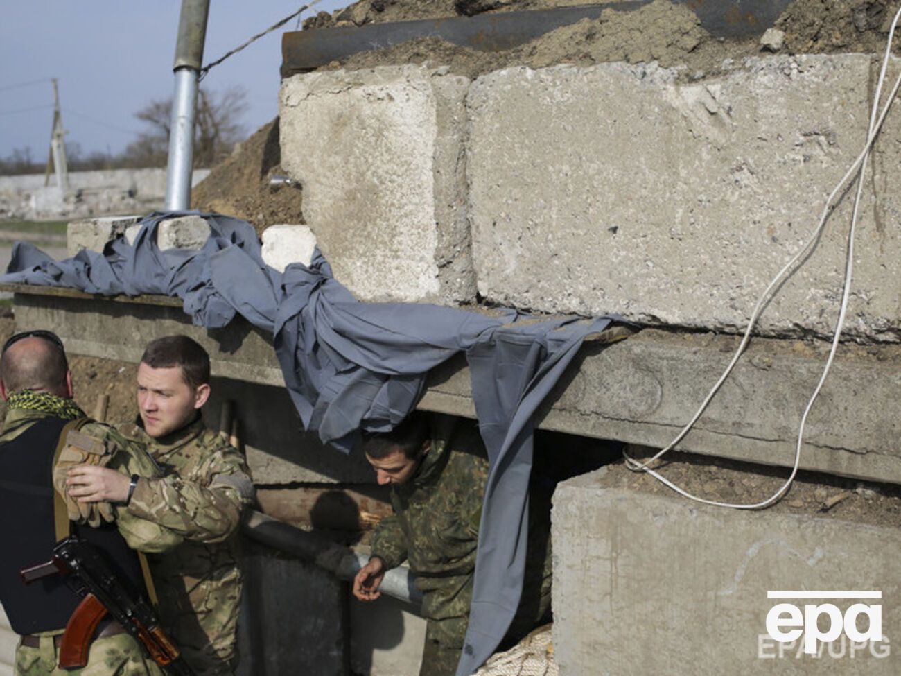 Украинец пытался провезти через КПП крупную сумму денег