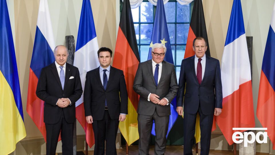 Обозреватель "Зеркала недели" считает "нормандский формат" неудачным для Украины