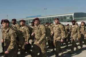 Американские десантники прибыли в Украину ранее