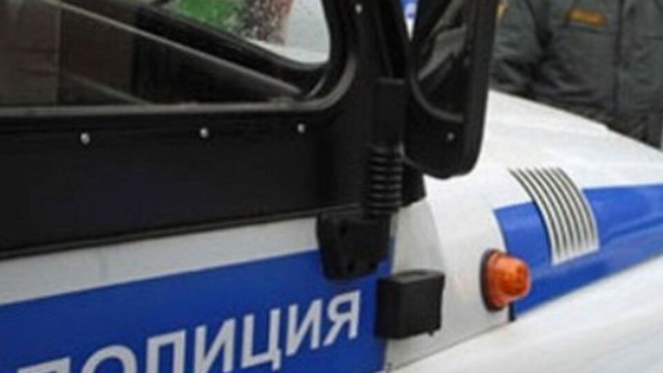 Подозреваемые в убийстве пяти человек признались, что сделали это из-за мобильного телефона