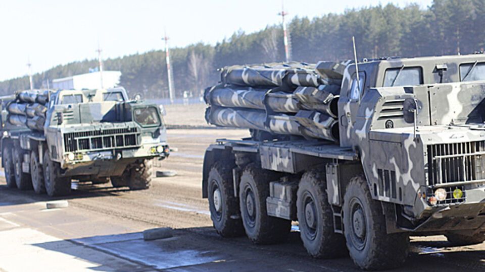 В параде в Минске примут участие 50 единиц техники и 120 военнослужащих из РФ