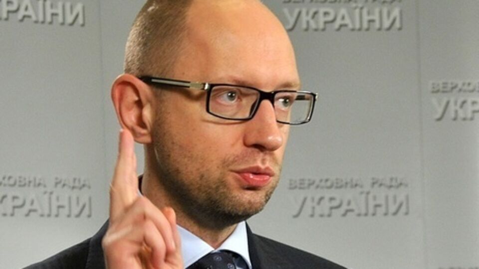 Яценюк рассказал, что на одну семью будет приходиться 8 тыс. грн субсидий