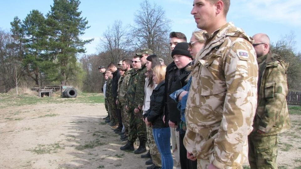"Правый сектор" провел обучение