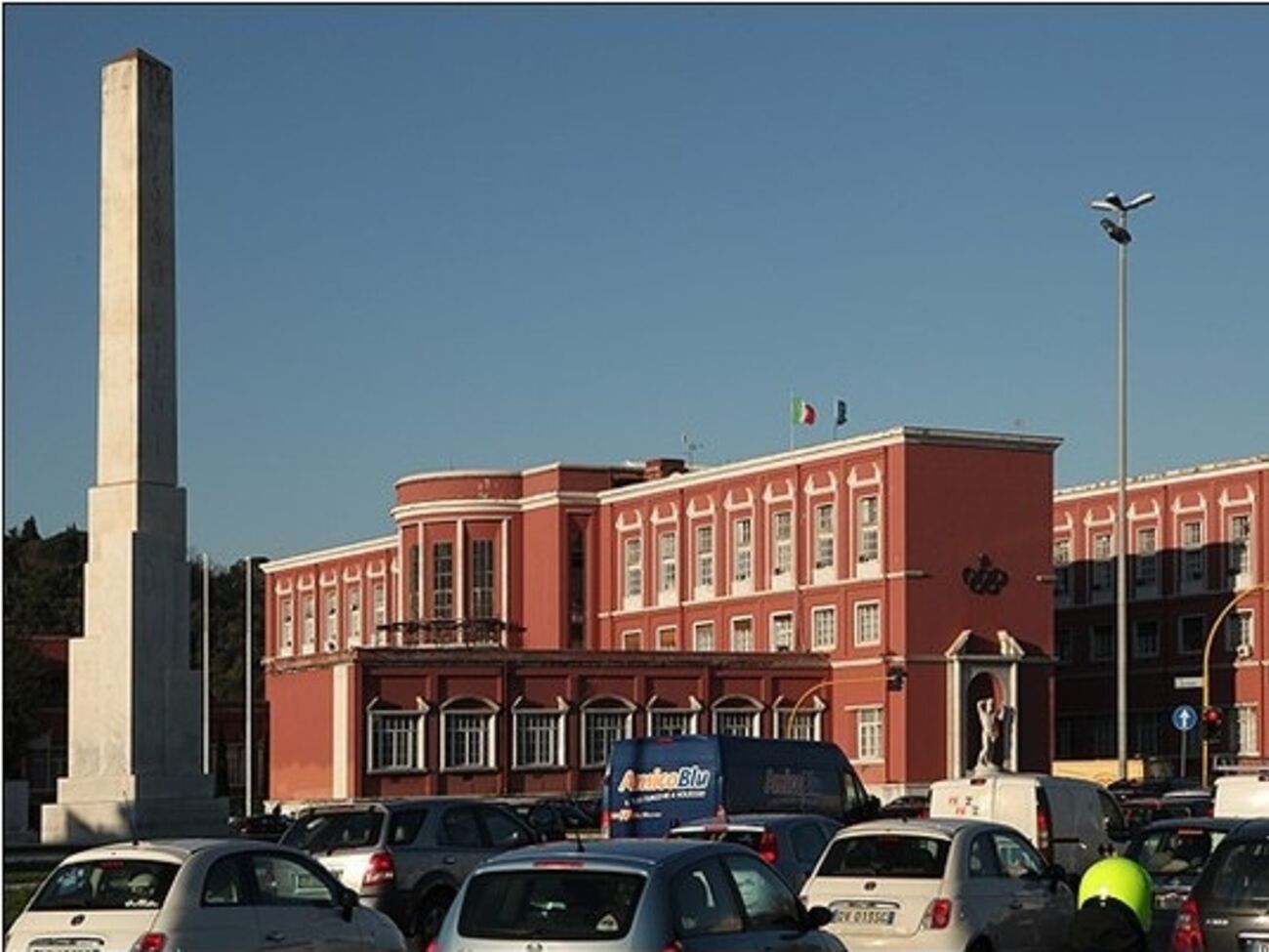 Обелиск Муссолини в Риме