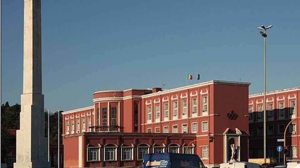 Обелиск Муссолини в Риме