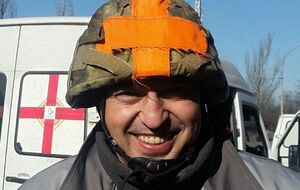 Ярослав Жилкин: В Украине до сих пор не налажена процедура хранения тел, поступающих из зоны боевых действий. Это неправильно для страны, на территории которой год идет война. Надо строить новые помещения. Ну нельзя хоронить неопознанных