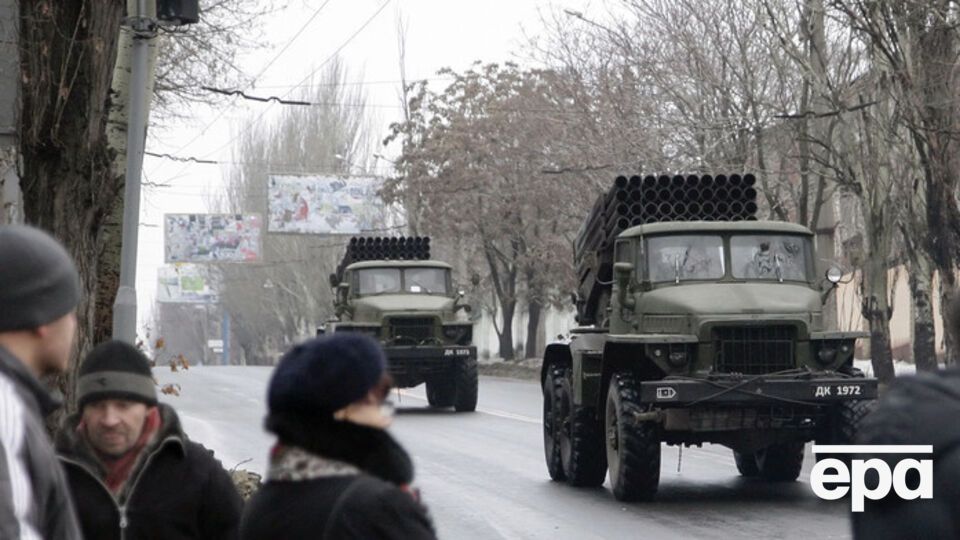 Боевики возвращают вооружение к линии разграничения