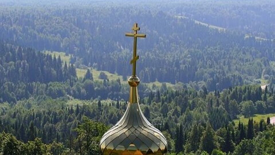 Монастырь открыт в поселке городского типа Раздольное на месте прихода Спасо-Преображенского кафедрального собора