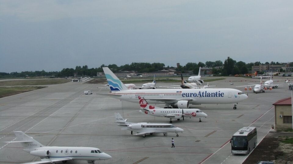 В аэропорту Львов начал работать принцип "открытого неба"
