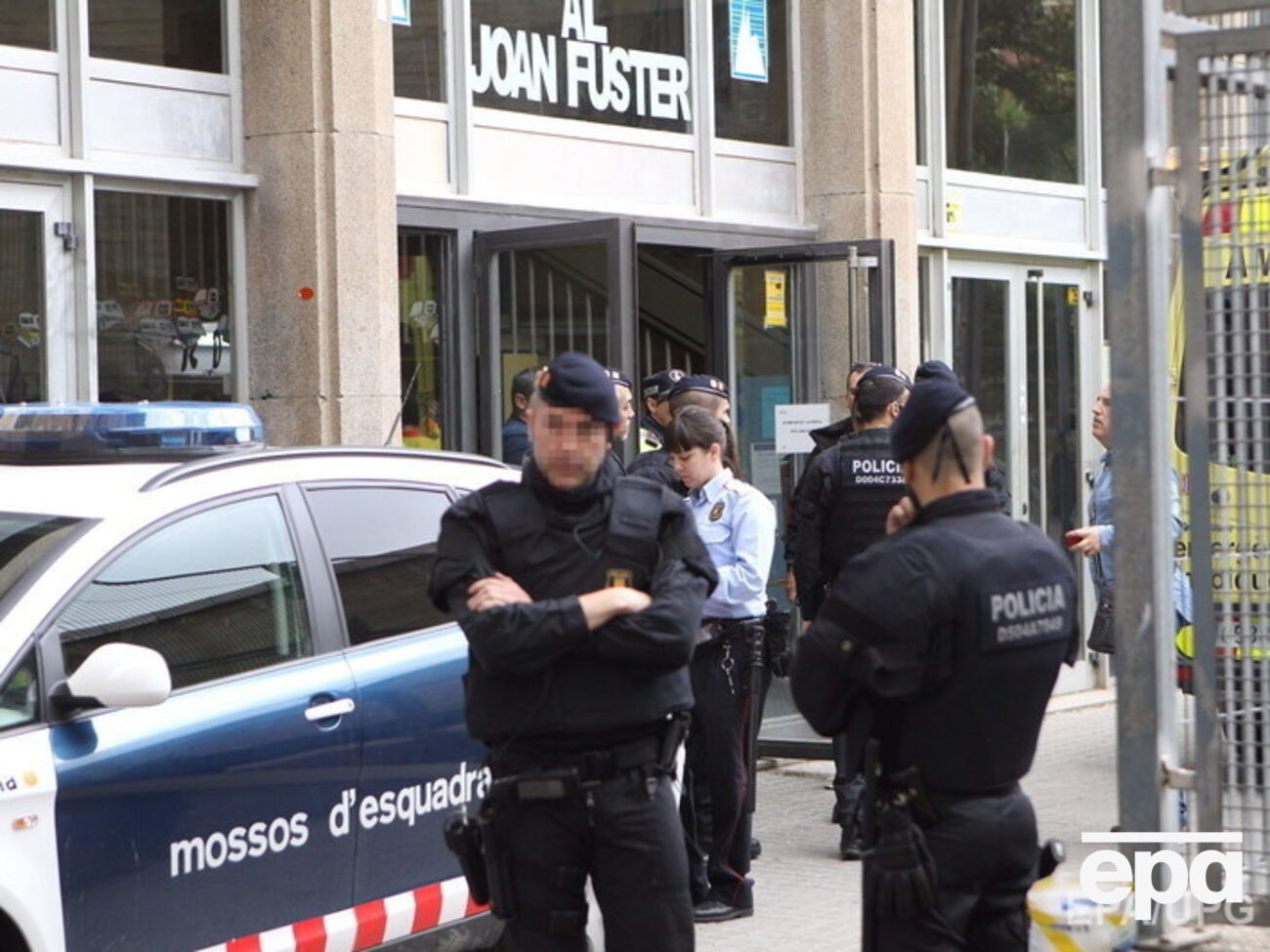 Трагедия произошла в одной из школ Барселоны в 9.20 по местному времени