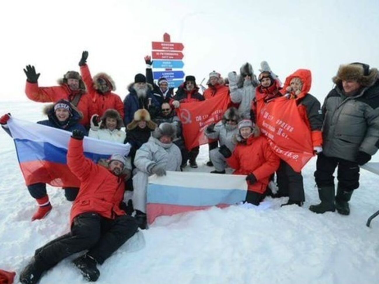 Власти Норвегии считают, что Рогозин не имел права находиться на архипелаге