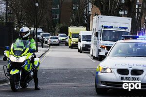 18 апреля австралийская полиция арестовала пятерых мужчин, подозреваемых в подготовке теракта против местных полицейских