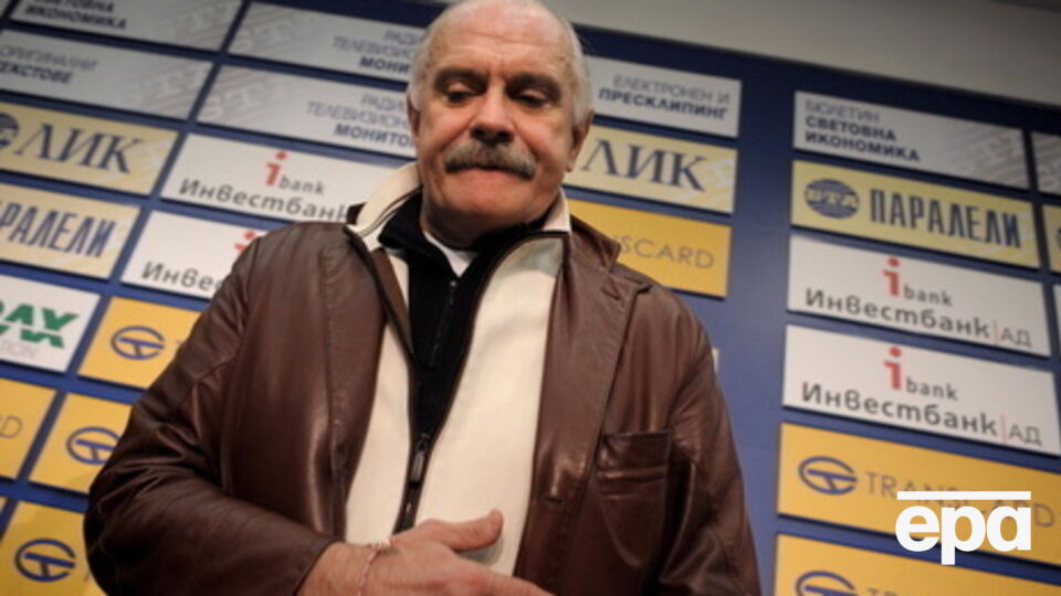 Власти РФ заявили, что у Михалкова нет управленческого опыта по проектам в сфере питания, но помогать режиссеру будут