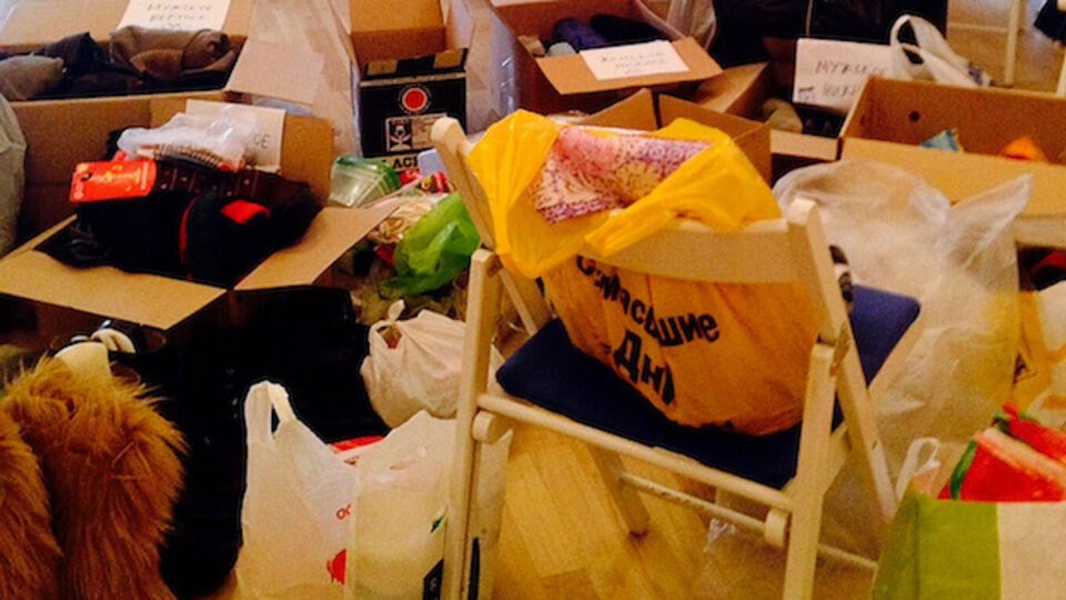 СМИ: Петербургским активистам пришлось лично сопровождать гуманитарную помощь в Хакасию