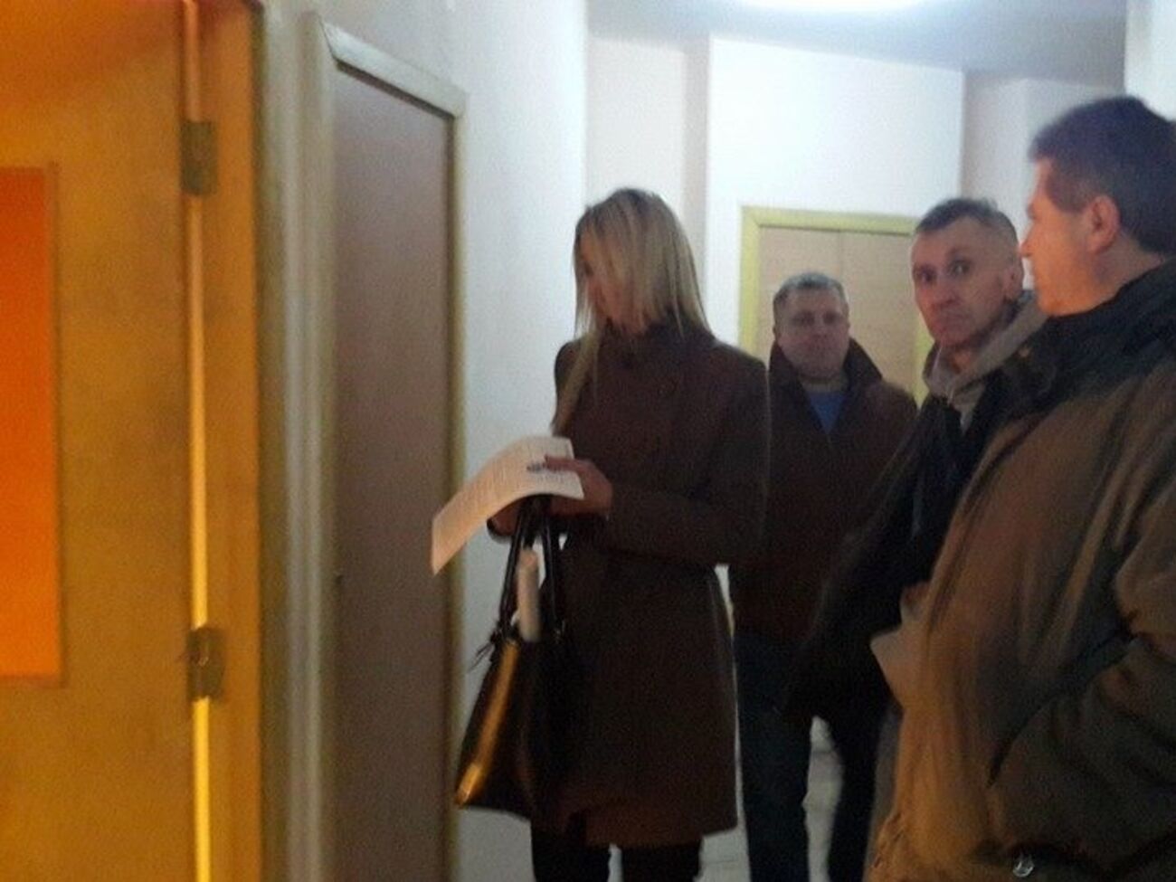 Обыск у Козаченко проводится в рамках расследования дела о подделке документов, сообщили в МВД