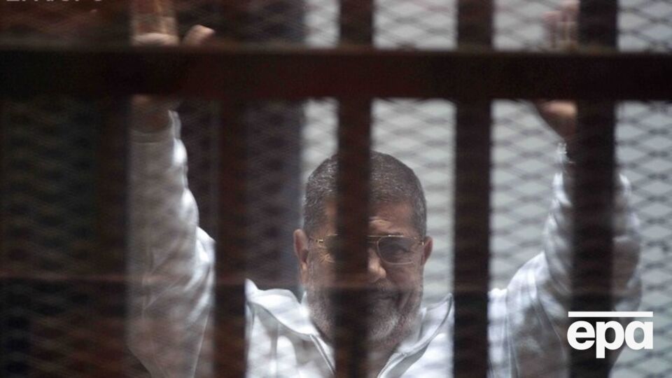 Мухаммед Мурси приговорен к 20 годам заключения