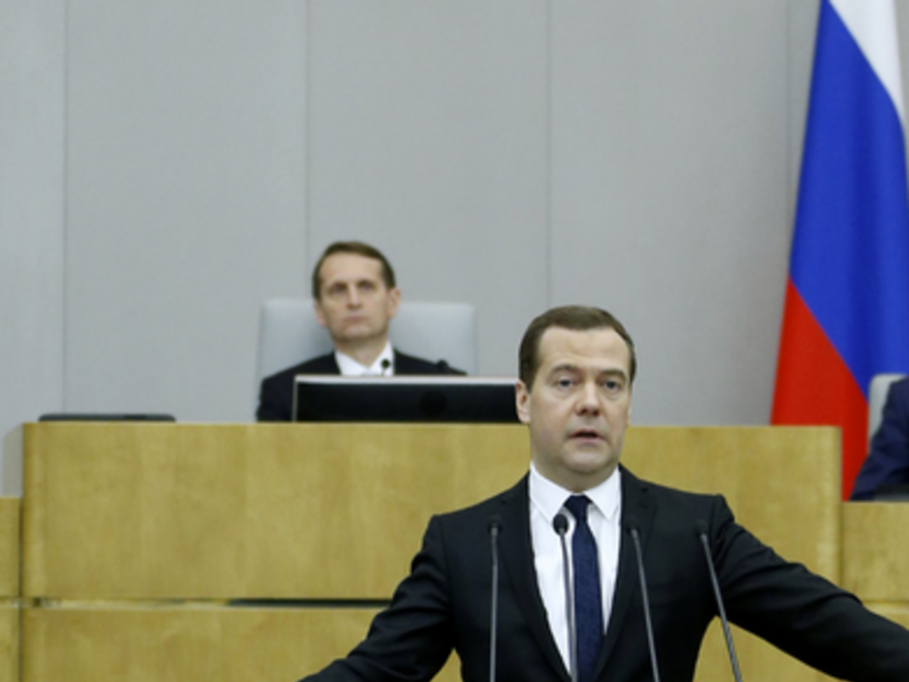 Дмитрий Медведев выступил с отчетом в Госдуме