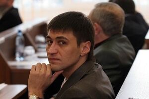 Рассмотрение дела назначено на 15 мая в связи с заявлением одного из судей коллегии о самоотводе