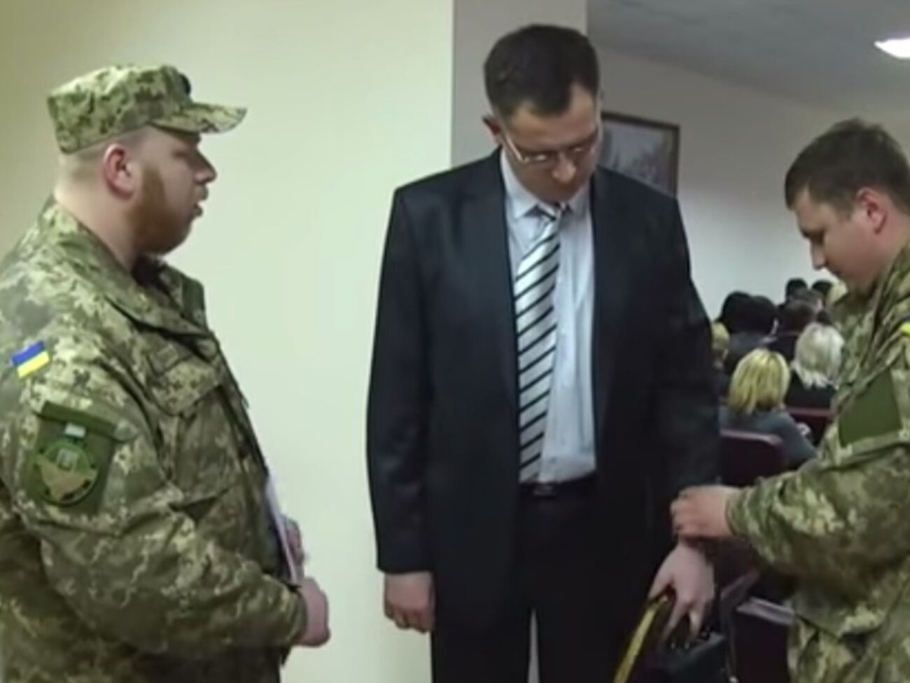 Краматорский прокурор был задержан публично 6 апреля