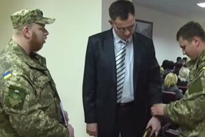 Краматорский прокурор был задержан публично 6 апреля