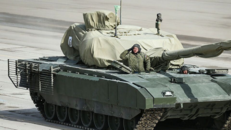 На платформе "Армата" созданы танк и БМП