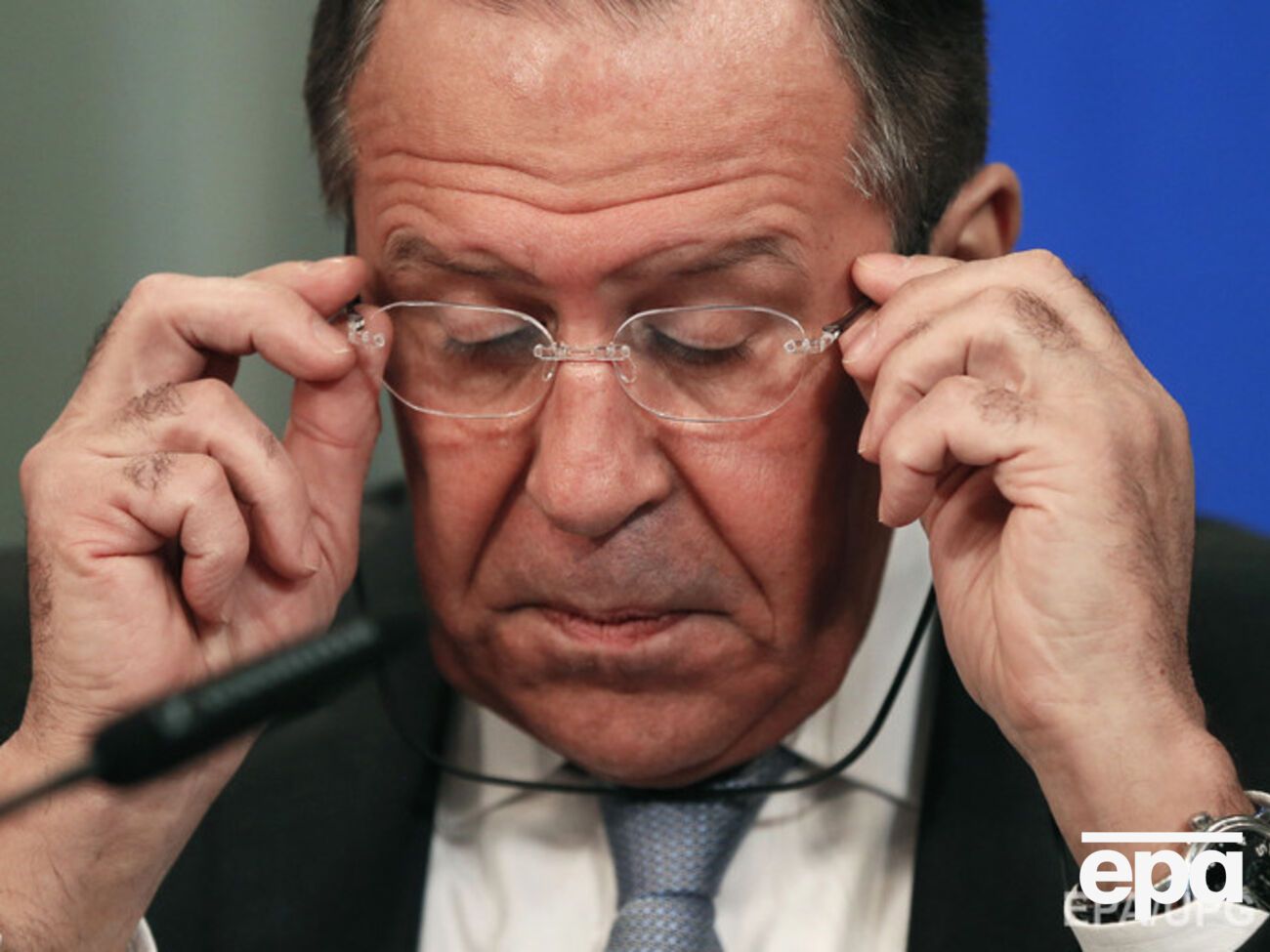 Лавров считает, что Обаму к переговорам "Нормандской четверки" должен подключить Олланд