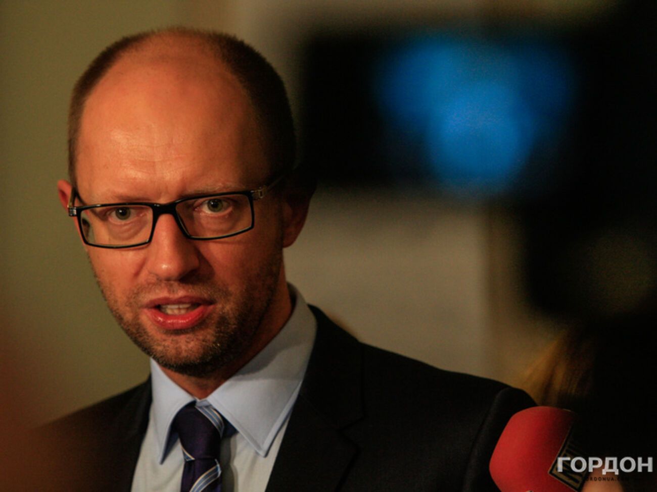 Арсений Яценюк хочет, чтобы расследованием в отношении "Газпрома" Украина занималась совместно с ЕС