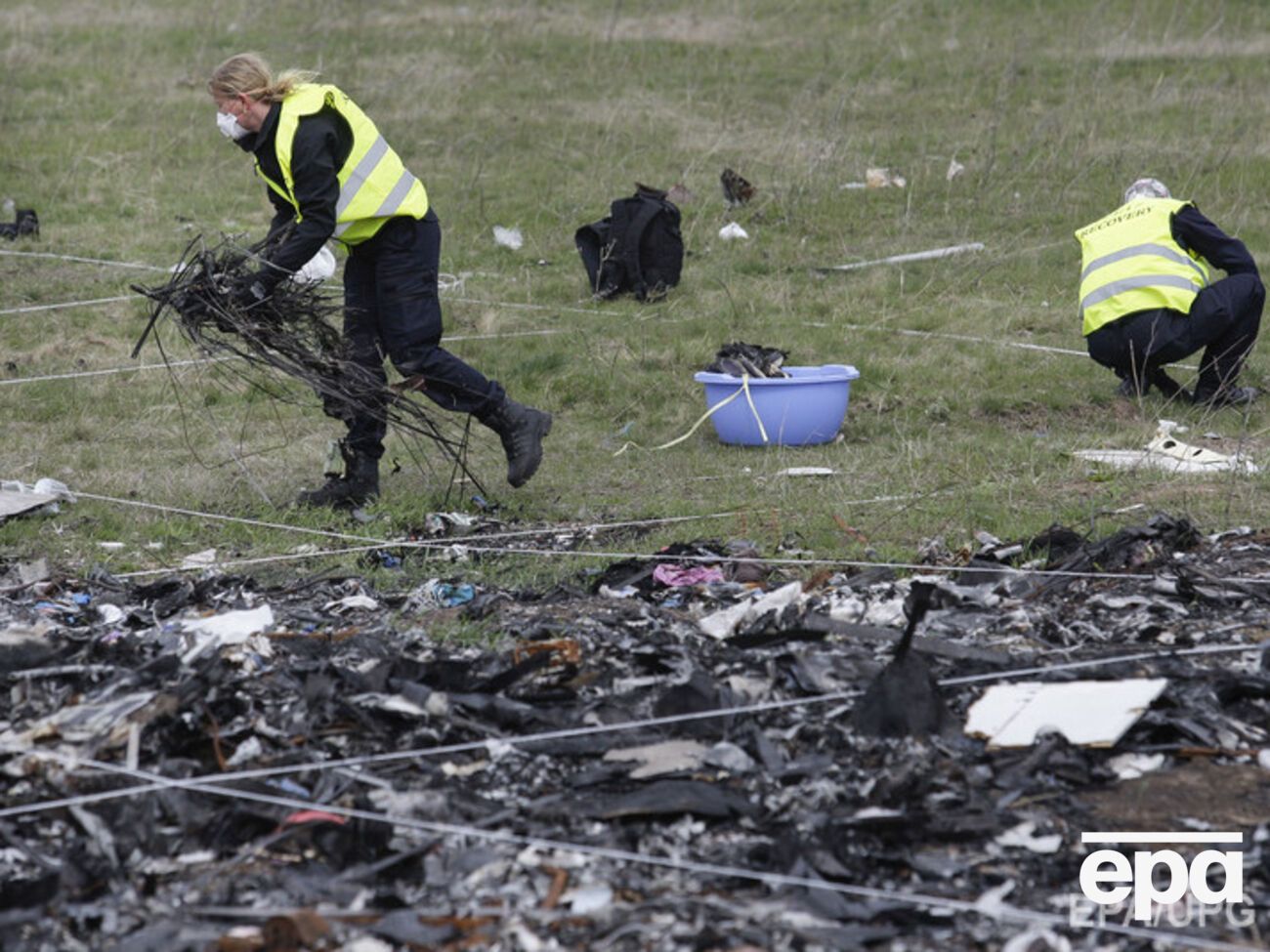 Много человеческих останков было найдено в первые несколько дней миссии