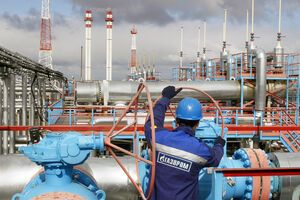 Болгария потребляет около 3 млрд кубометров природного газа в год и зависит от российской компании ОАО "Газпром" на 95%
