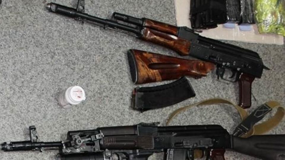 Во время обысков у террористов найдено оружие и взрывчатка