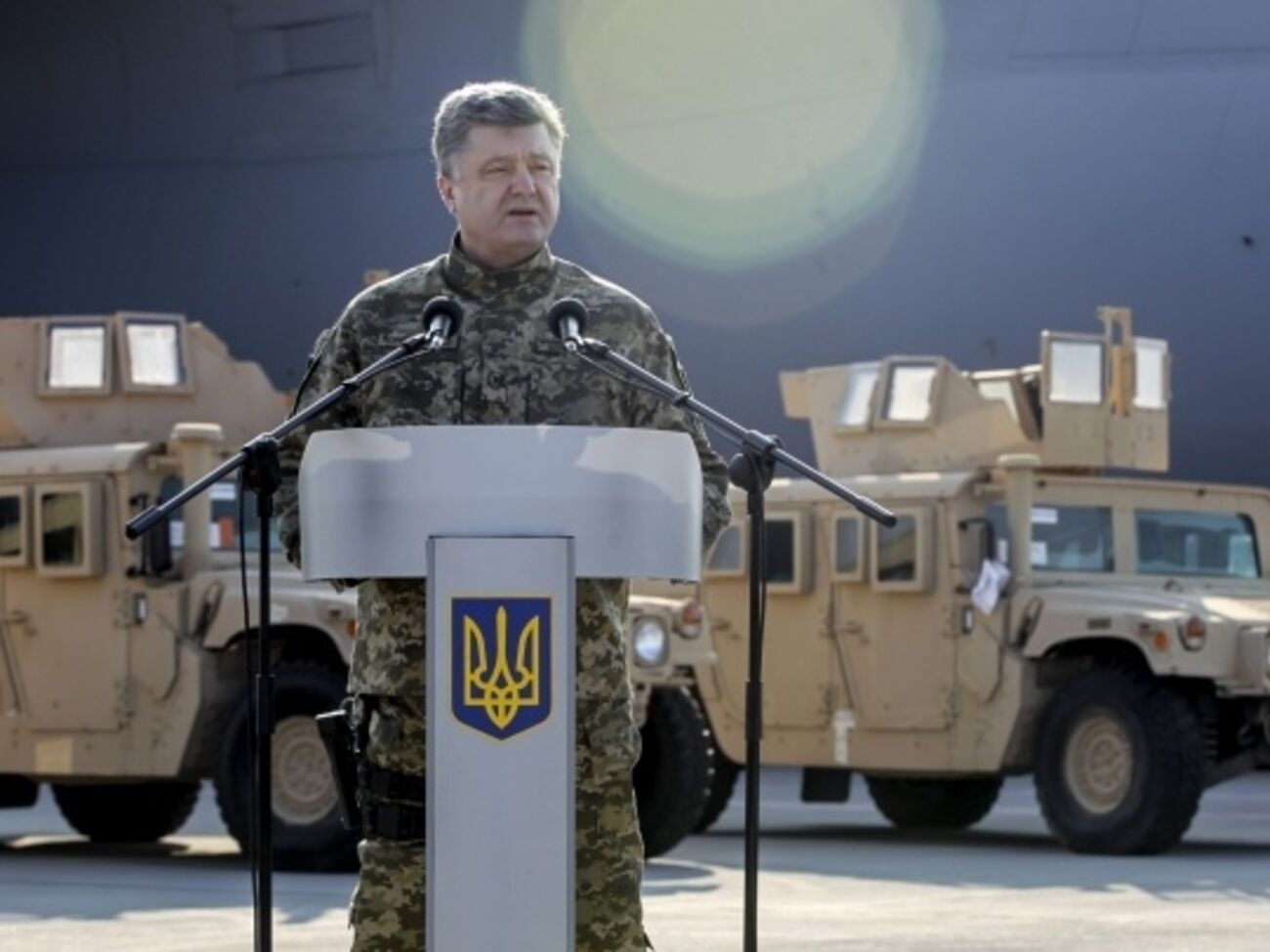 Порошенко подписал закон о численности СБУ