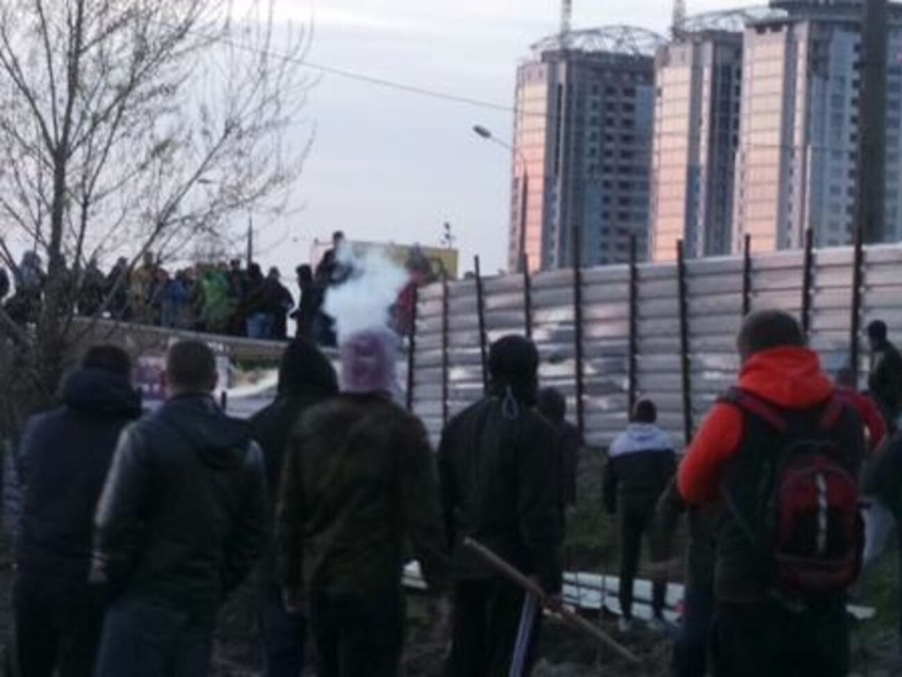 На месте застройки на Осокорках произошли столкновения