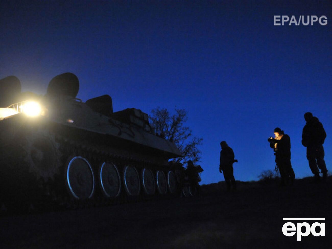 В штабе АТО сообщили, что обстрелы украинских военных под Авдеевкой продолжаются