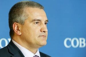 Аксенов создал телекомпанию для "достоверного" информирования крымских татар