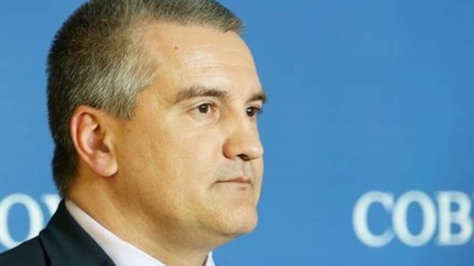 Аксенов создал телекомпанию для "достоверного" информирования крымских татар