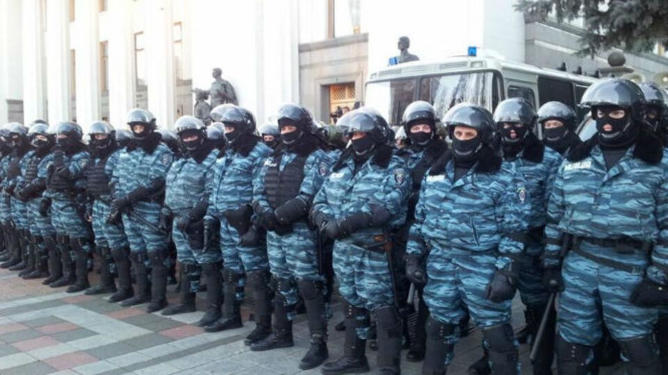 "Беркут" считают причастным к убийствам протестующих на Майдане