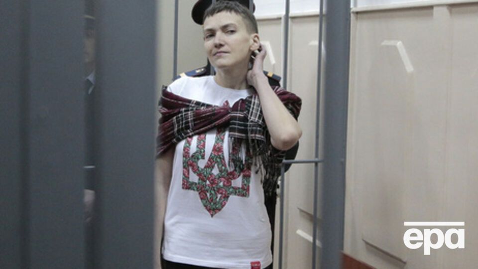 По версии следователей из РФ Савченко сама без документов под видом беженки пересекла границу с Россией