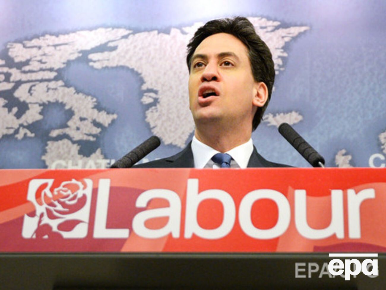 Милибэнд: Европейский Союз слишком медленно действовал в отношении санкций против России