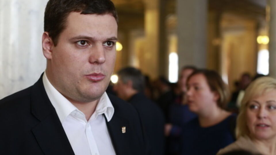 Ильенко: Очевидно, что есть негласная договоренность о том, что люстрация ограничится только пиарными заявлениями