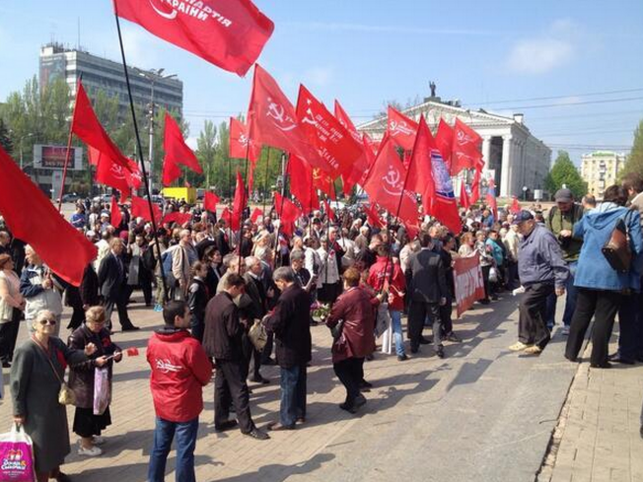 Запрет на митинги в Харькове коснется всех, в том числе и коммунистов
