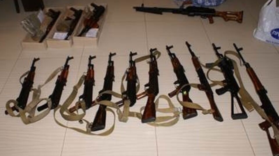 Оружие, изъятое у торговцев из Запорожья
